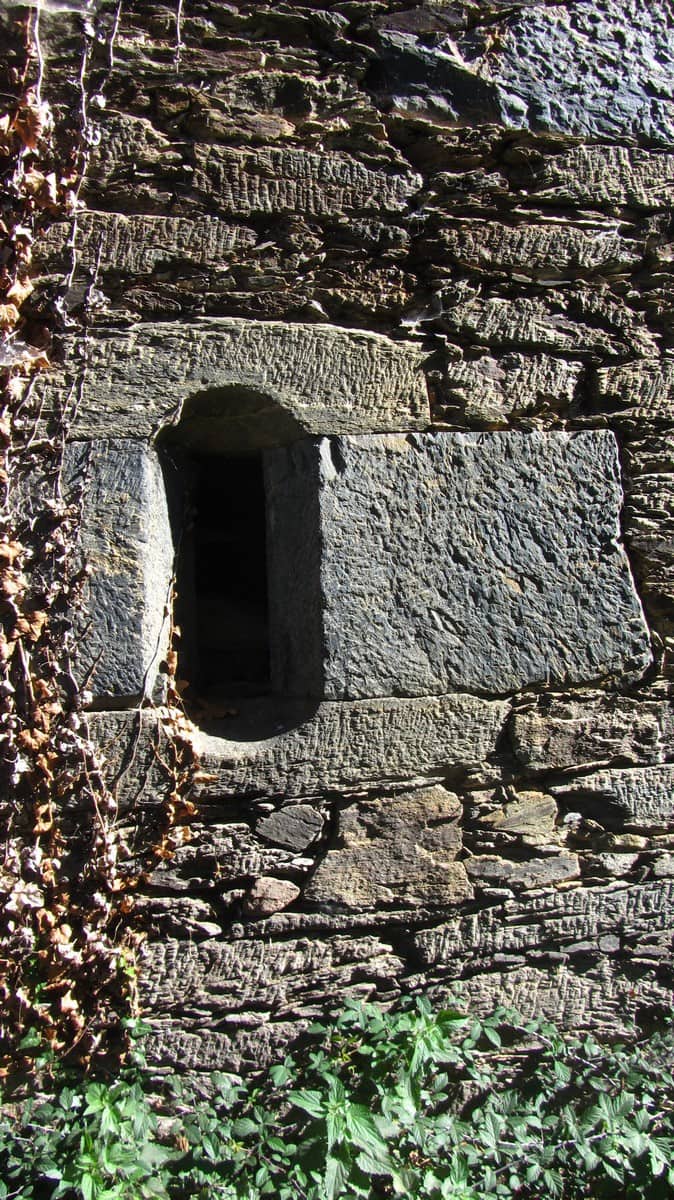 4 soveværelse Finca/Landehus til salg i Monforte de Lemos med garage - € 97.000 (Ref: 8205588)