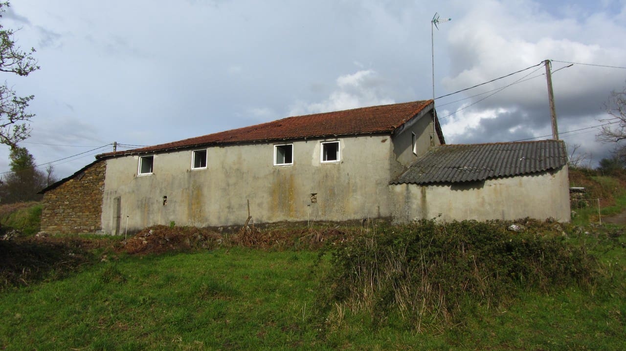 3 soveværelse Finca/Landehus til salg i O Savinao med garage - € 68.000 (Ref: 8267334)