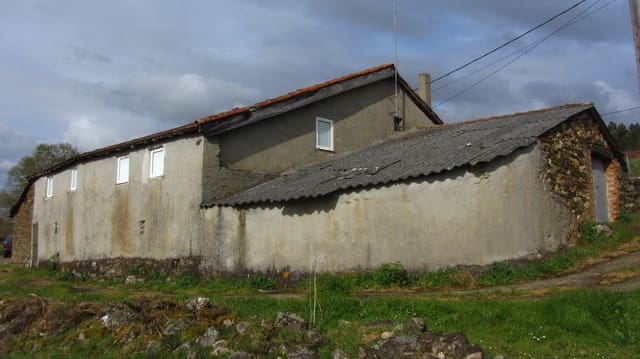 3 sypialnia Finka/Dom wiejski na sprzedaż w O Saviñao z garażem - 68 000 € (Ref: 8267334)