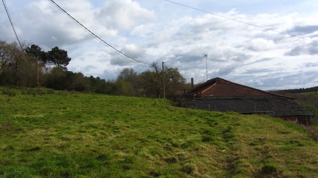 3 sypialnia Finka/Dom wiejski na sprzedaż w O Saviñao z garażem - 68 000 € (Ref: 8267334)