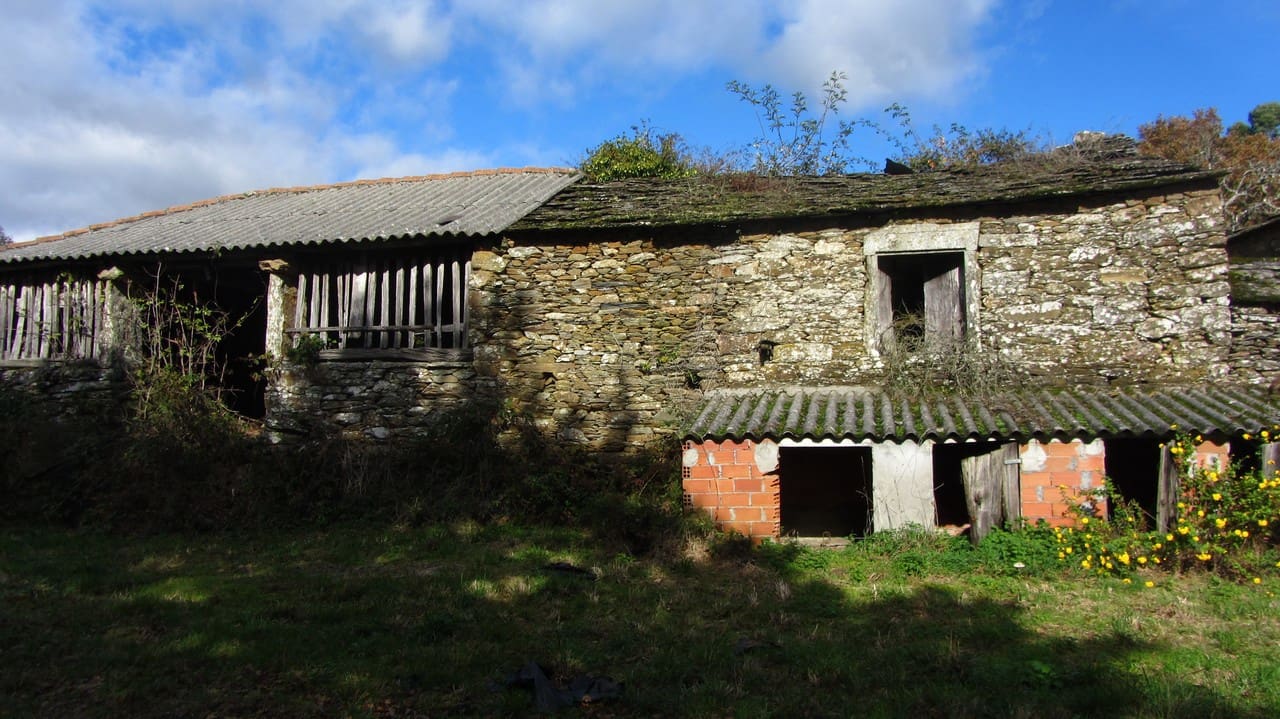 3 soveværelse Finca/Landehus til salg i Taboada med garage - € 60.000 (Ref: 8267335)