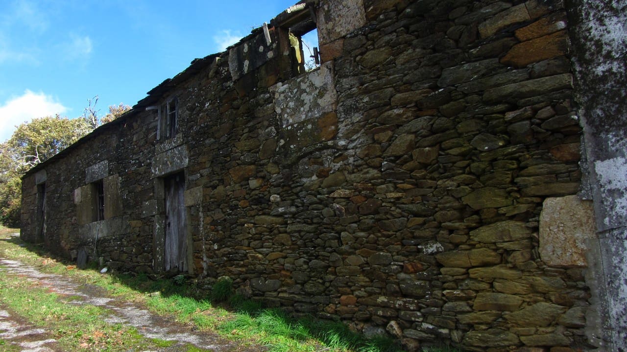 3 soveværelse Finca/Landehus til salg i Taboada med garage - € 60.000 (Ref: 8267335)