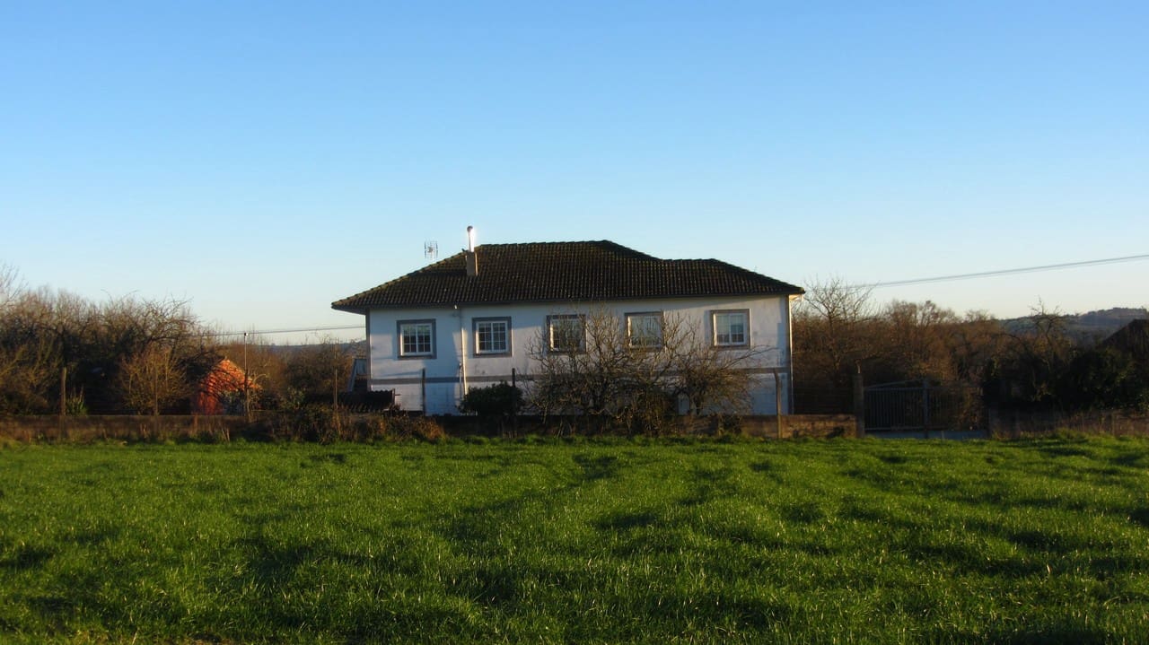 5 soveværelse Finca/Landehus til salg i O Savinao - € 130.000 (Ref: 8317358)