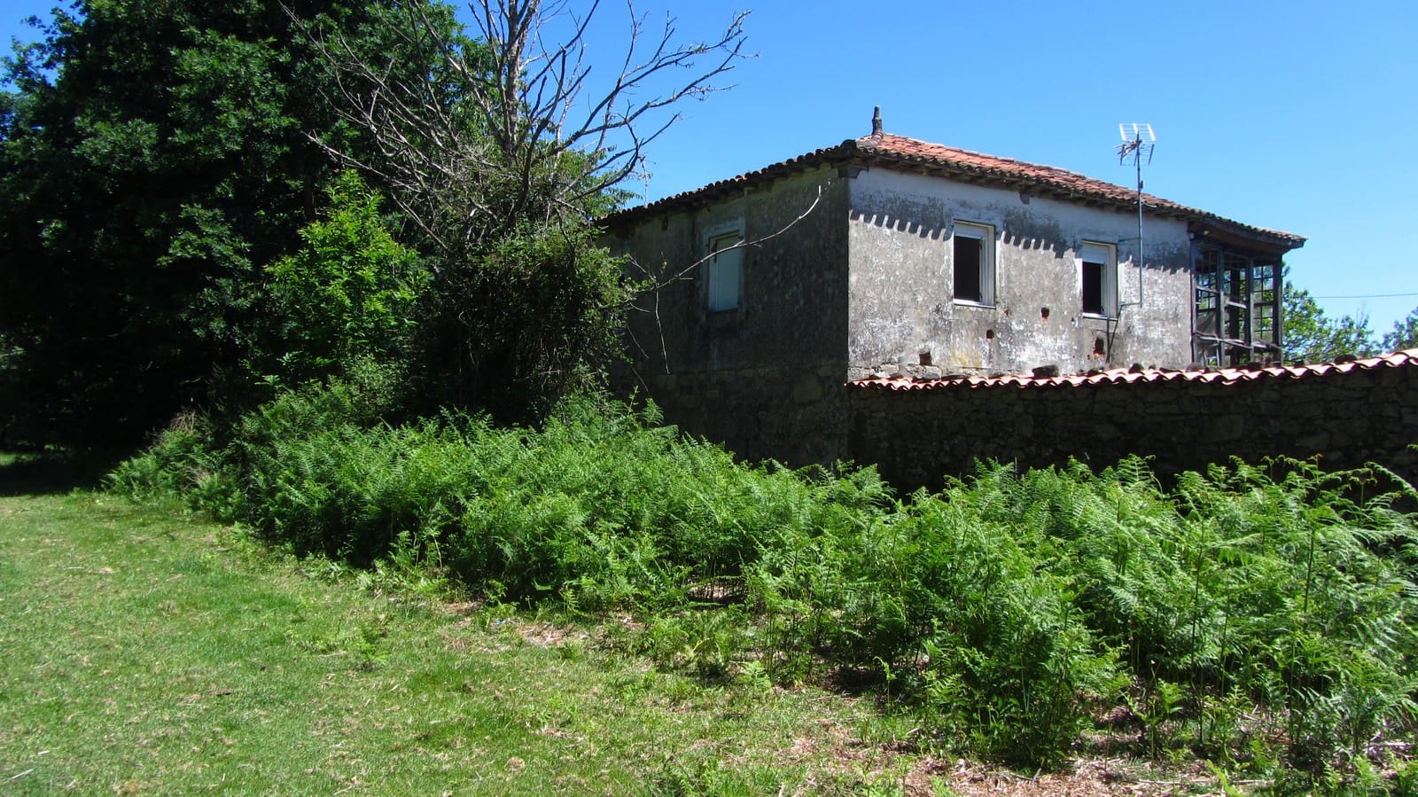 2 slaapkamer Finca/Landhuis te koop in Panton met garage - € 55.000 (Ref: 8351756)