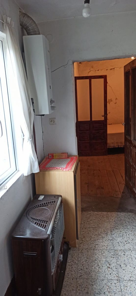 3 soveværelse Finca/Landehus til salg i Monterroso med garage - € 105.000 (Ref: 8669487)