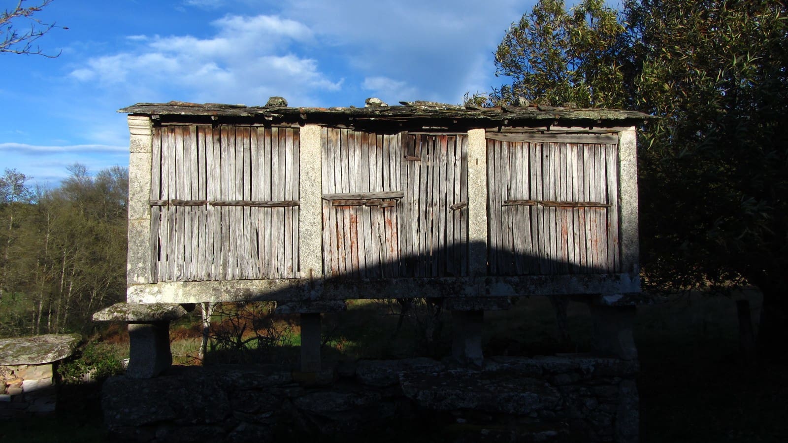 3 soveværelse Finca/Landehus til salg i Monterroso med garage - € 105.000 (Ref: 8669487)