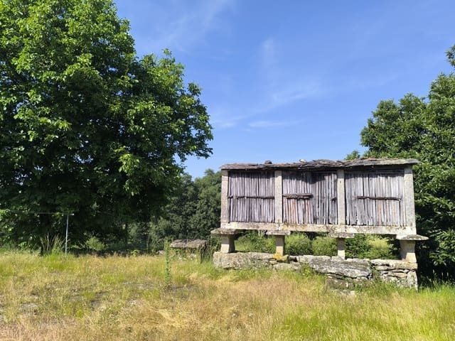 Finca/Casa Rural de 3 habitaciones en Monterroso en venta con garaje - 105.000 € (Ref: 8669487)