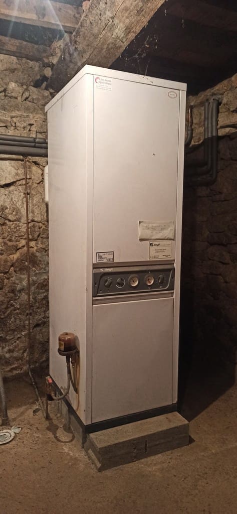 6 quarto Quinta/Casa Rural para venda em Panton - 178 000 € (Ref: 8840245)