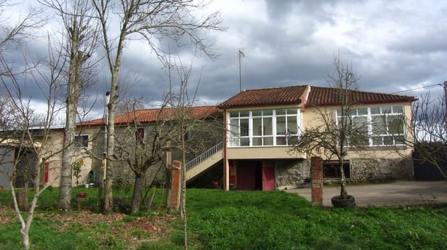 6 slaapkamer Finca/Landhuis te koop in Pantón - € 178.000 (Ref: 8840245)