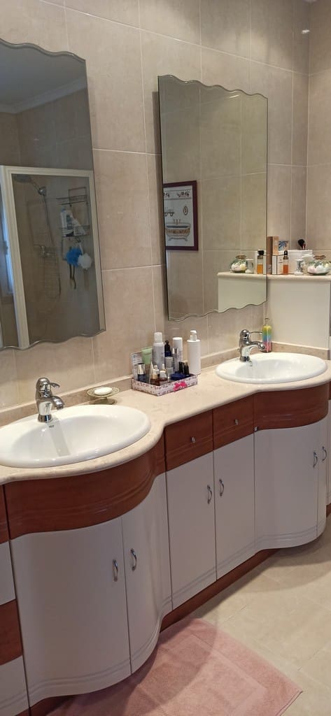 7 soveværelse Villa til salg i O Savinao med garage - € 525.000 (Ref: 8856584)