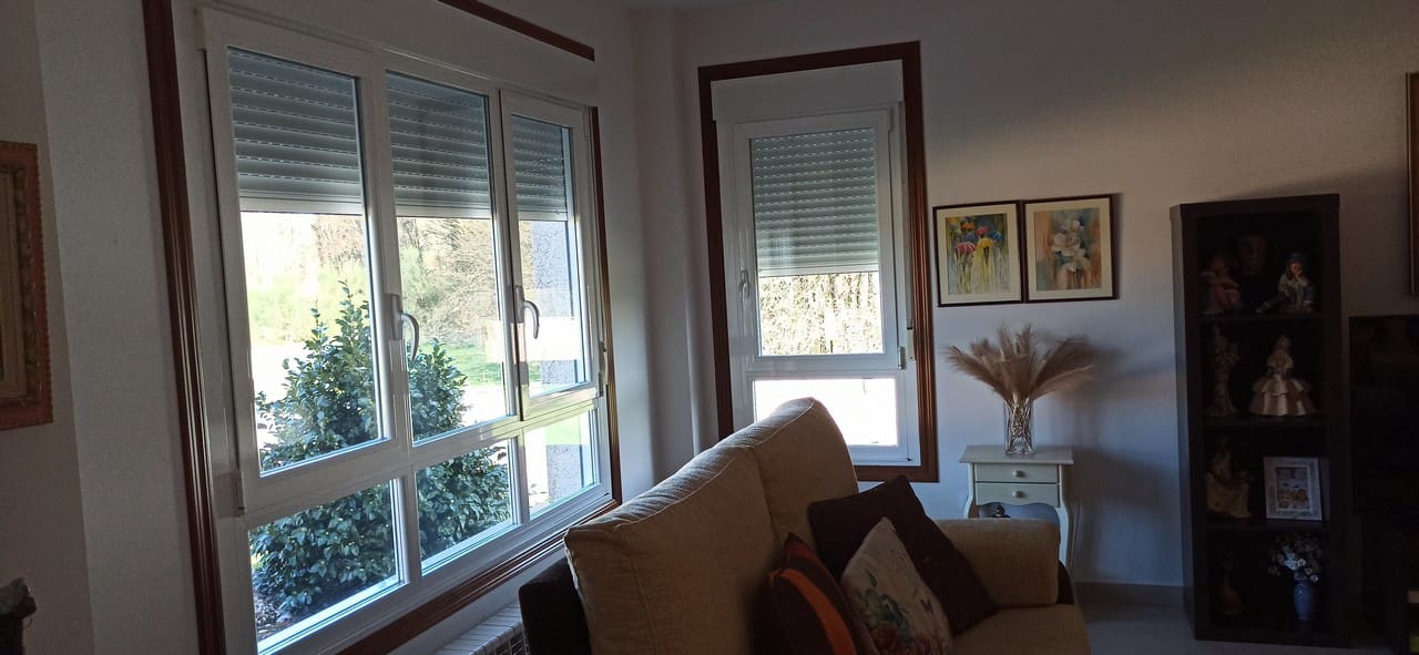 7 soveværelse Villa til salg i O Savinao med garage - € 525.000 (Ref: 8856584)