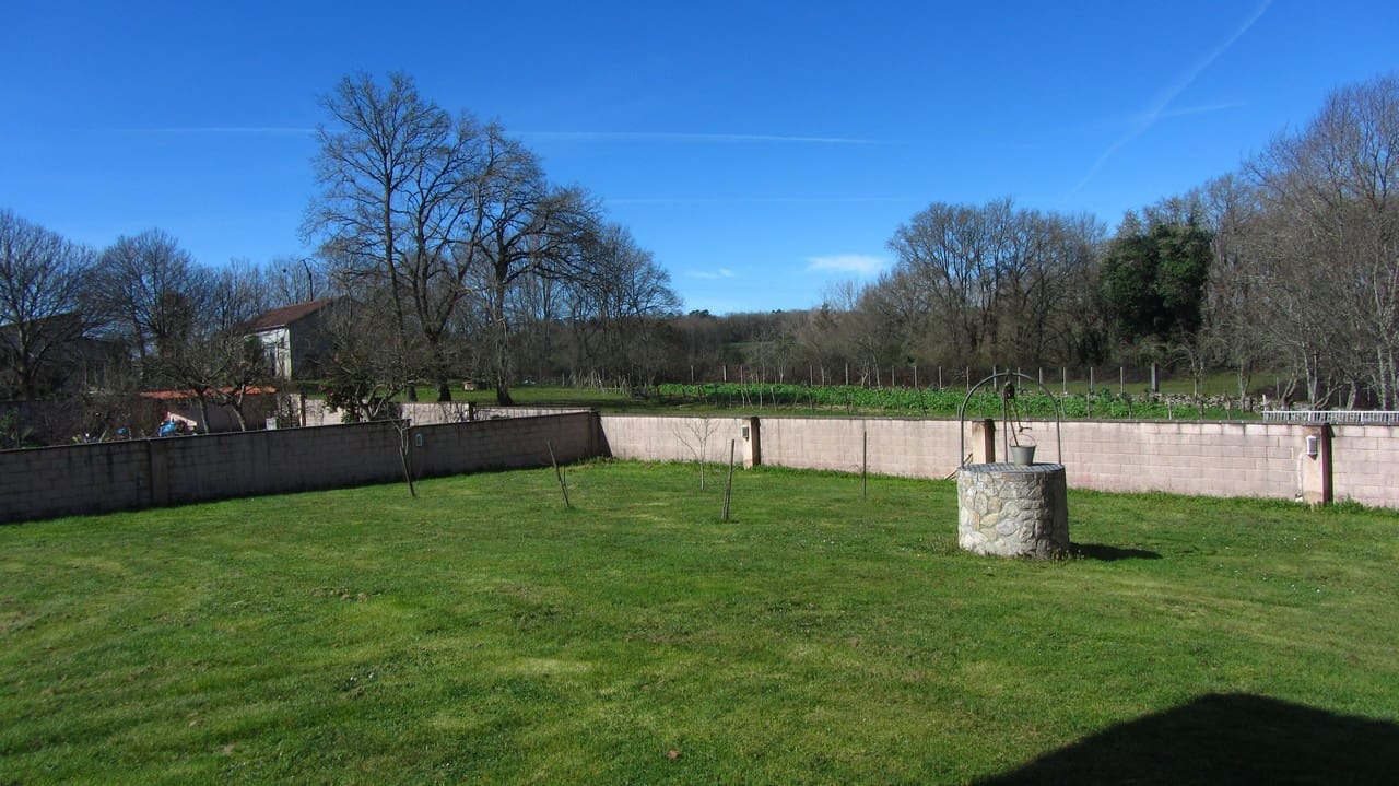 7 soveværelse Villa til salg i O Savinao med garage - € 525.000 (Ref: 8856584)