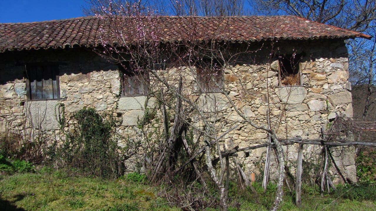 Finca/Landhuis te koop in Panton - € 39.000 (Ref: 8920402)