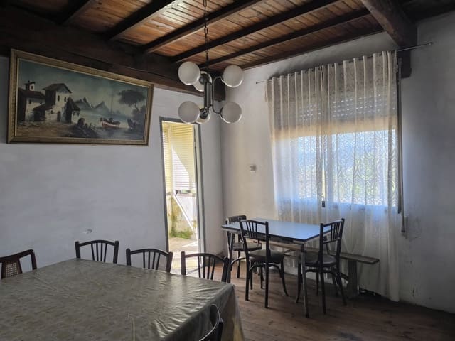 6 bedroom Finca/Country House for sale in Pantón - € 23,000 (Ref: 8983710)