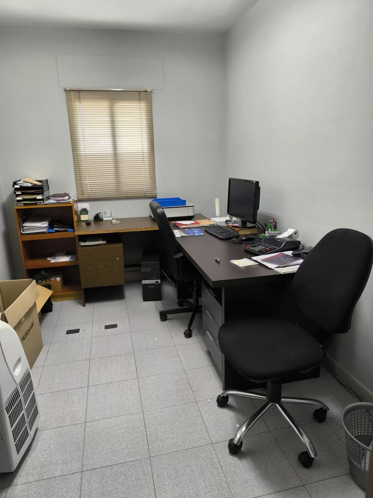 4 soveværelse Virksomhed til salg i Monforte de Lemos med garage - € 315.000 (Ref: 9072883)