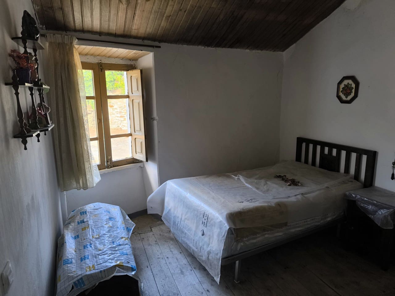 6 soveværelse Finca/Landehus til salg i Boveda - € 46.000 (Ref: 9100230)