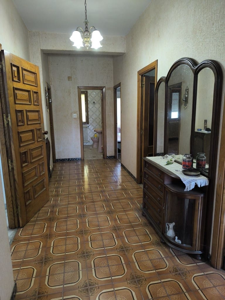 4 soveværelse Byhus til salg i Monforte de Lemos med garage - € 110.000 (Ref: 9123867)