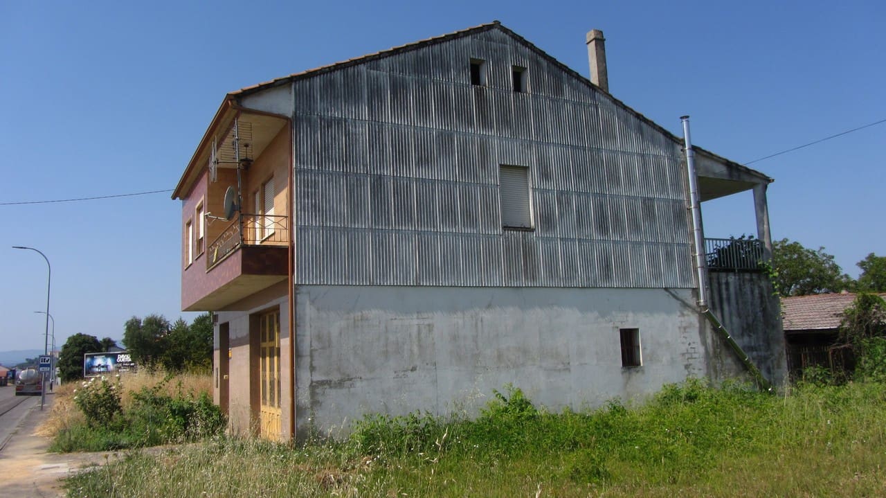 4 soveværelse Byhus til salg i Monforte de Lemos med garage - € 110.000 (Ref: 9123867)