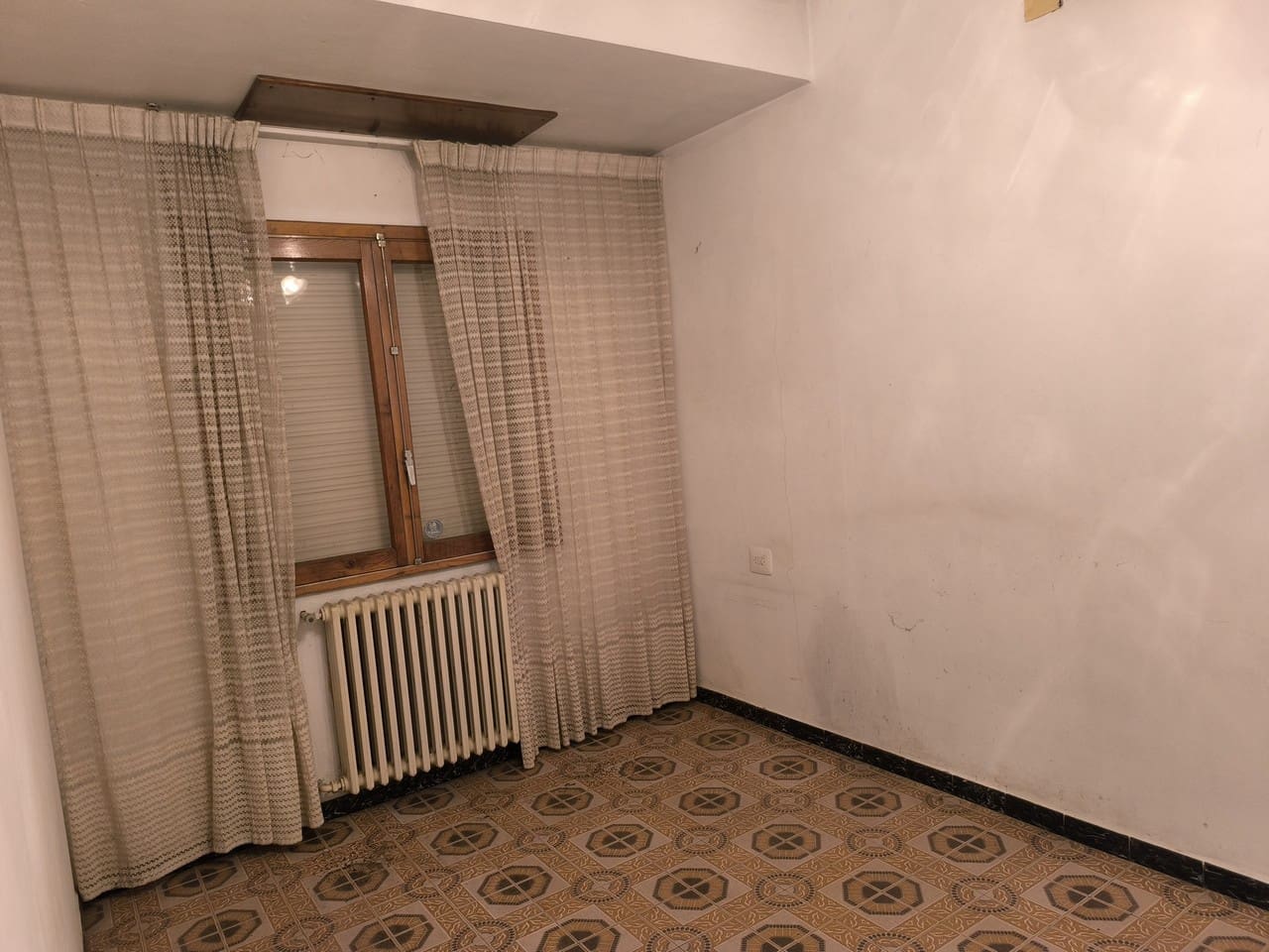 4 soveværelse Byhus til salg i Monforte de Lemos med garage - € 110.000 (Ref: 9123867)