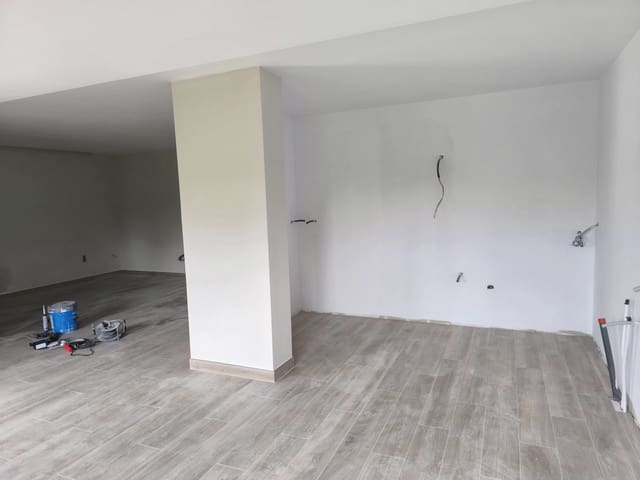 4 sypialnia Dom na sprzedaż w Monforte de Lemos z garażem - 205 000 € (Ref: 9123867)