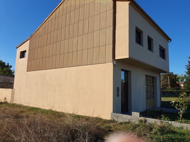 4 sypialnia Dom na sprzedaż w Monforte de Lemos z garażem - 205 000 € (Ref: 9123867)