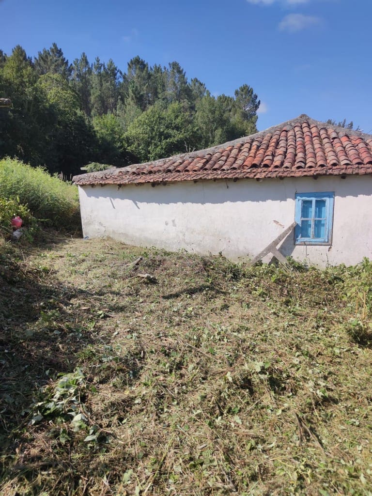 3 soveværelse Finca/Landehus til salg i Monforte de Lemos - € 15.000 (Ref: 9144566)