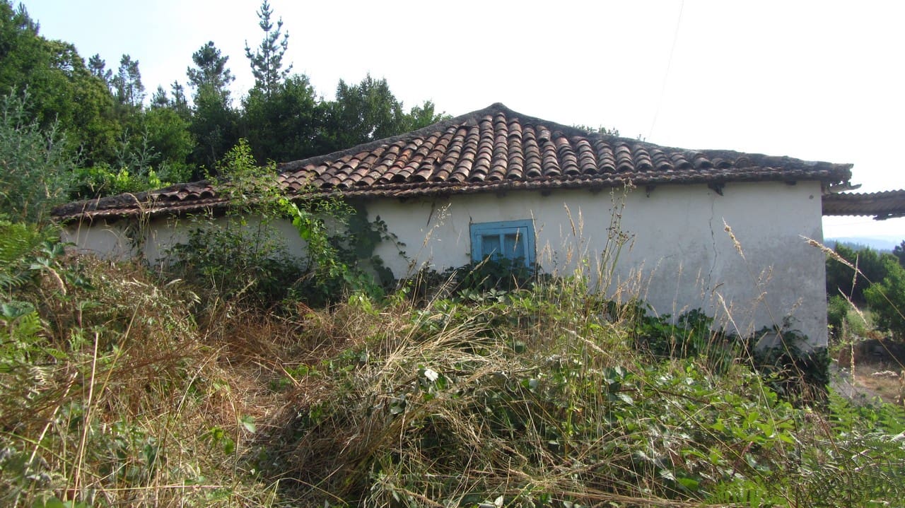 3 soveværelse Finca/Landehus til salg i Monforte de Lemos - € 15.000 (Ref: 9144566)