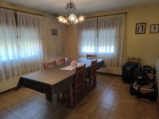 3 soveværelse Finca/Landehus til salg i Pantón med garage - € 95.000 (Ref: 9163109)