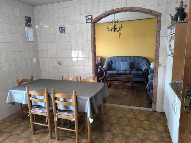 3 soveværelse Finca/Landehus til salg i Pantón med garage - € 95.000 (Ref: 9163109)