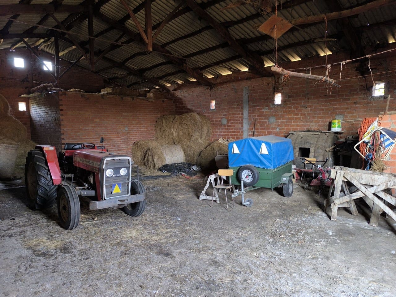 4 bedroom Finca/Country House for sale in Monforte de Lemos with garage - € 220,000 (Ref: 9269004)