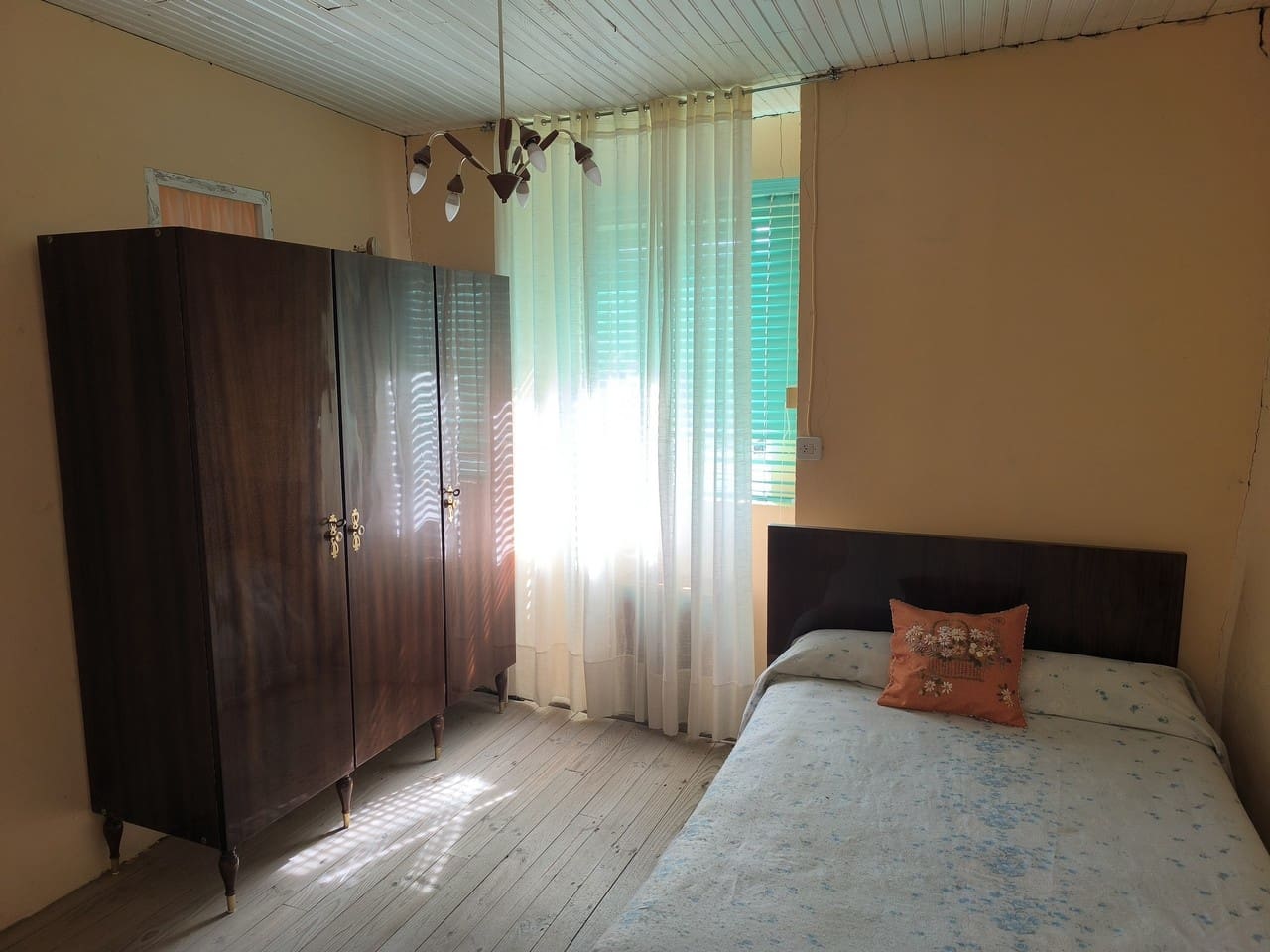 4 slaapkamer Finca/Landhuis te koop in Panton met garage - € 45.000 (Ref: 9361782)