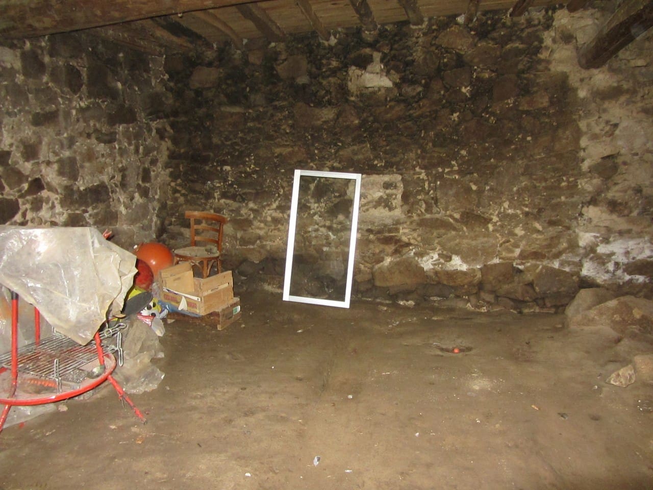 4 slaapkamer Finca/Landhuis te koop in Panton met garage - € 45.000 (Ref: 9361782)