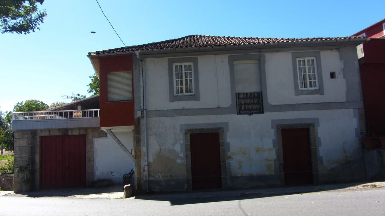 5 slaapkamer Finca/Landhuis te koop in Panton met garage - € 110.000 (Ref: 9363402)