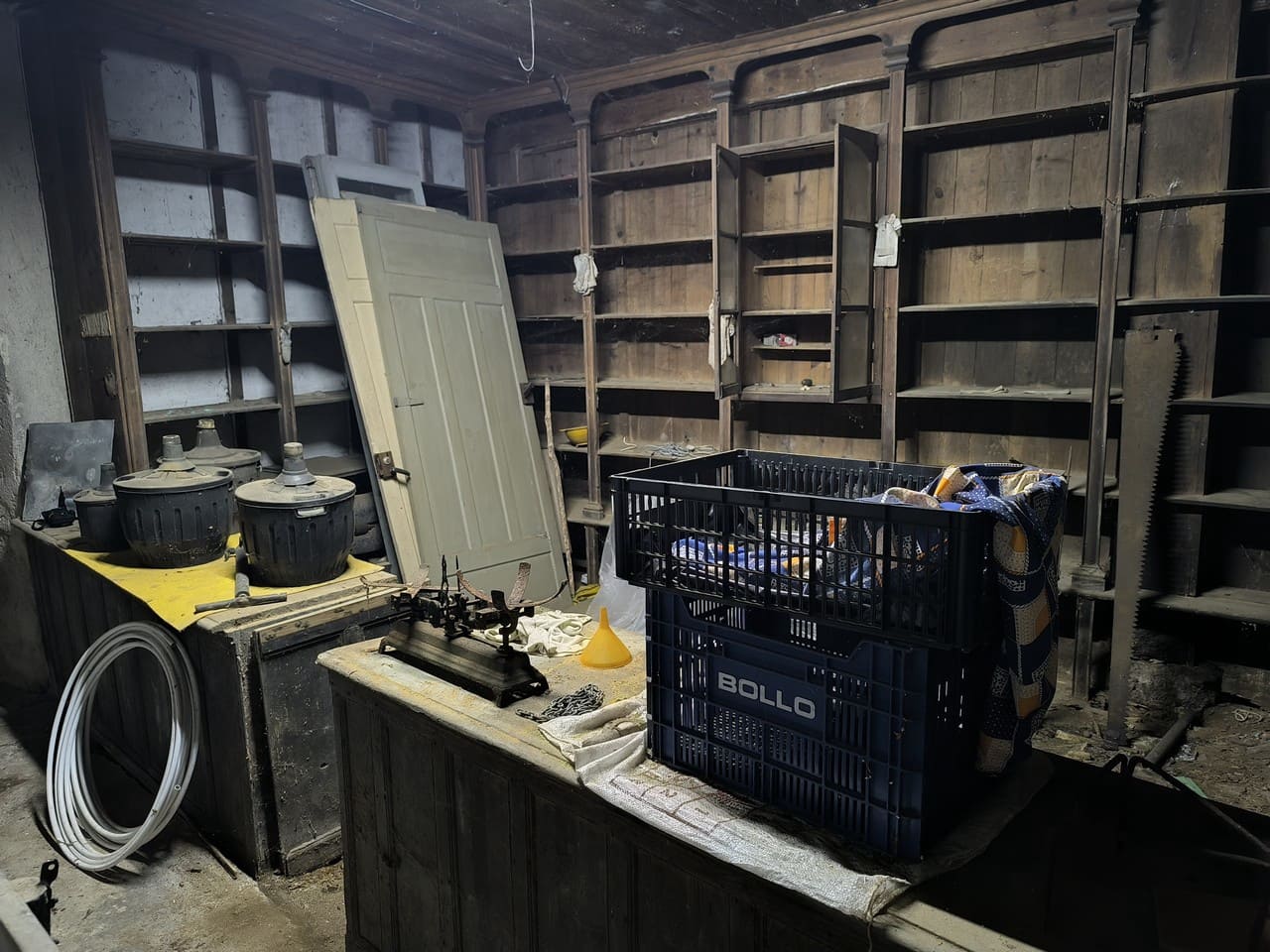 5 slaapkamer Finca/Landhuis te koop in Panton met garage - € 110.000 (Ref: 9363402)