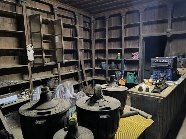 5 soveværelse Finca/Landehus til salg i Pantón med garage - € 110.000 (Ref: 9363402)