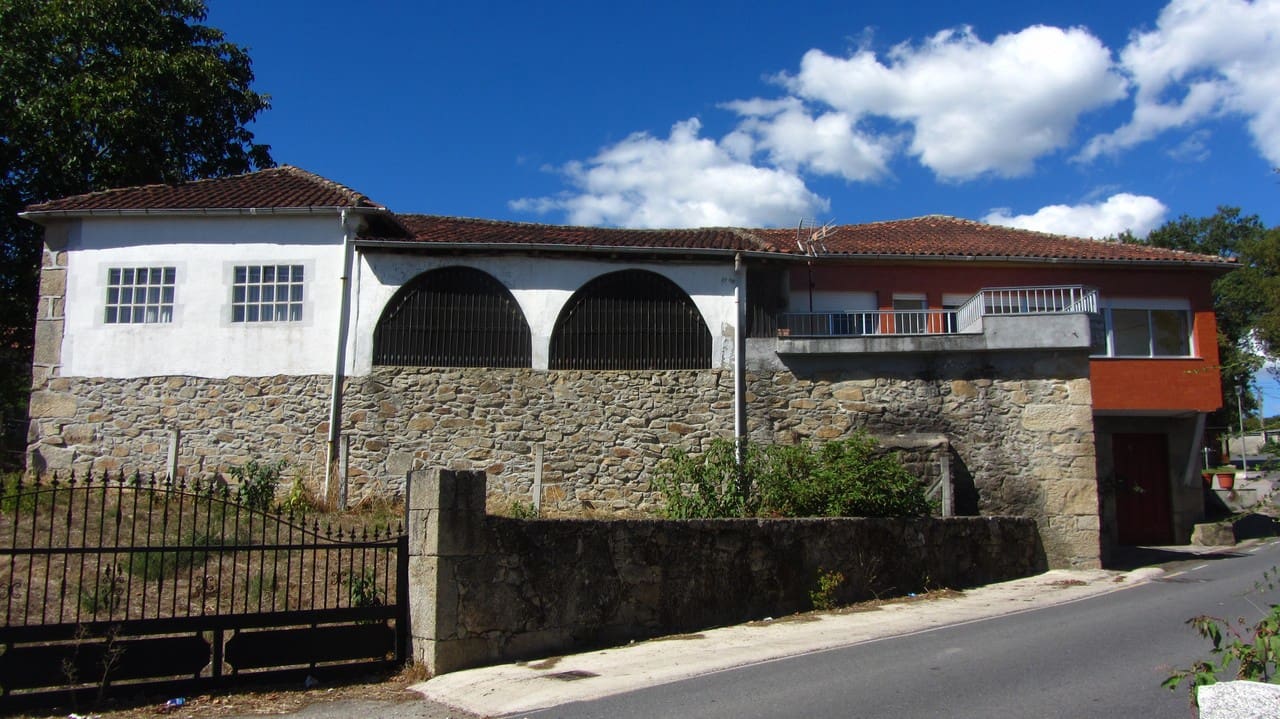 5 slaapkamer Finca/Landhuis te koop in Panton met garage - € 110.000 (Ref: 9363402)