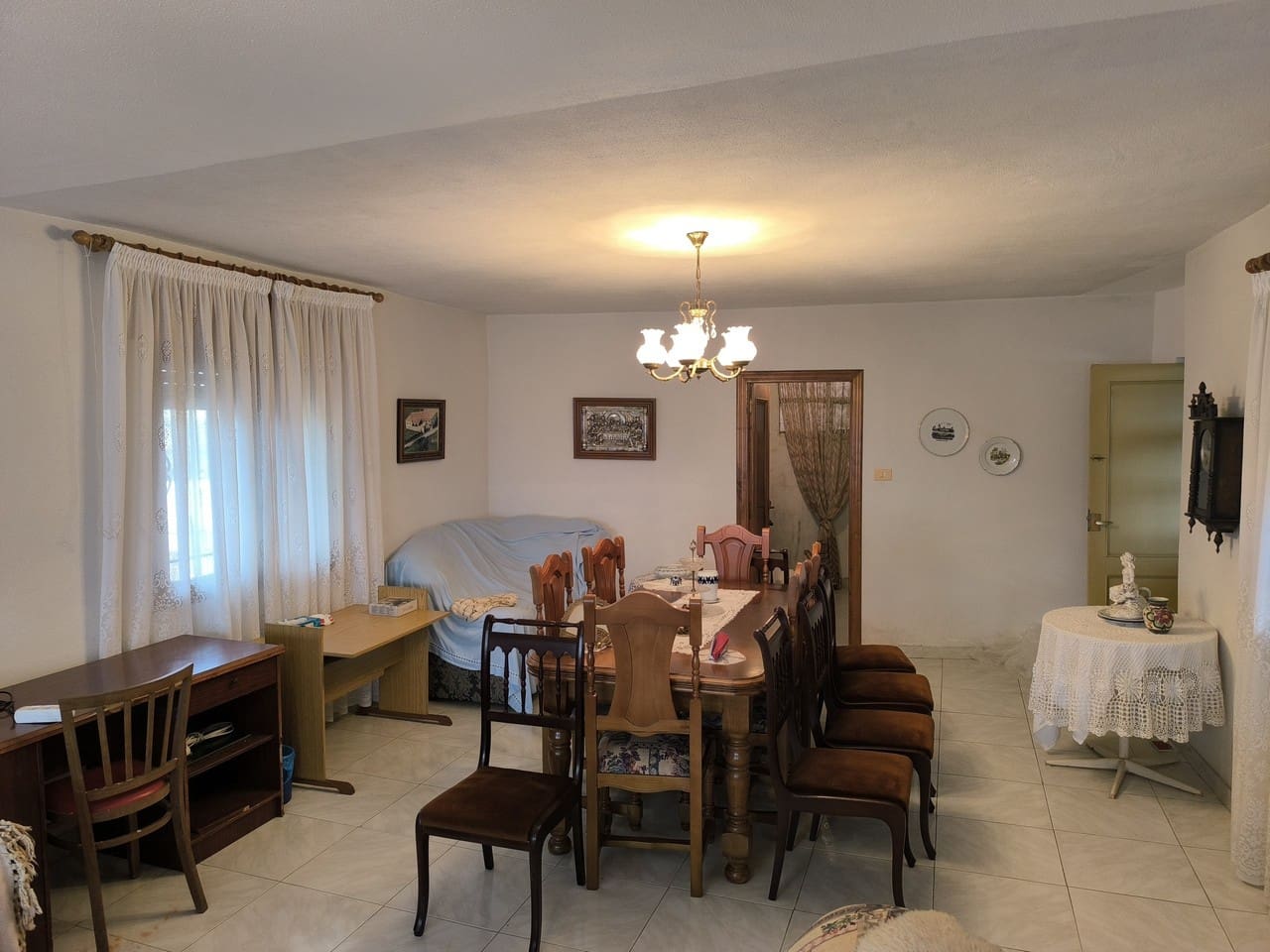 5 slaapkamer Finca/Landhuis te koop in Panton met garage - € 110.000 (Ref: 9363402)