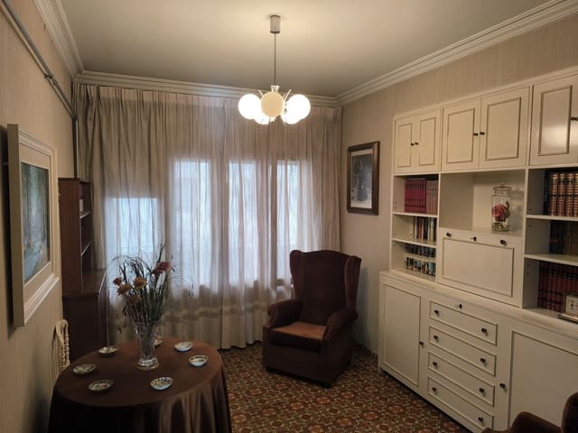 3 sovrum Lägenhet till salu i Monforte de Lemos - 125 000 € (Ref: 9371660)