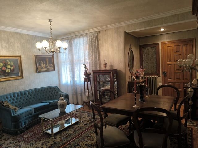 3 sovrum Lägenhet till salu i Monforte de Lemos - 125 000 € (Ref: 9371660)