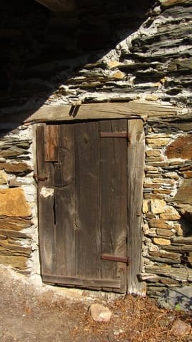 Finca/Casa Rural de 4 habitaciones en A Pobra de Brollón en venta - 39.000 € (Ref: 9382013)