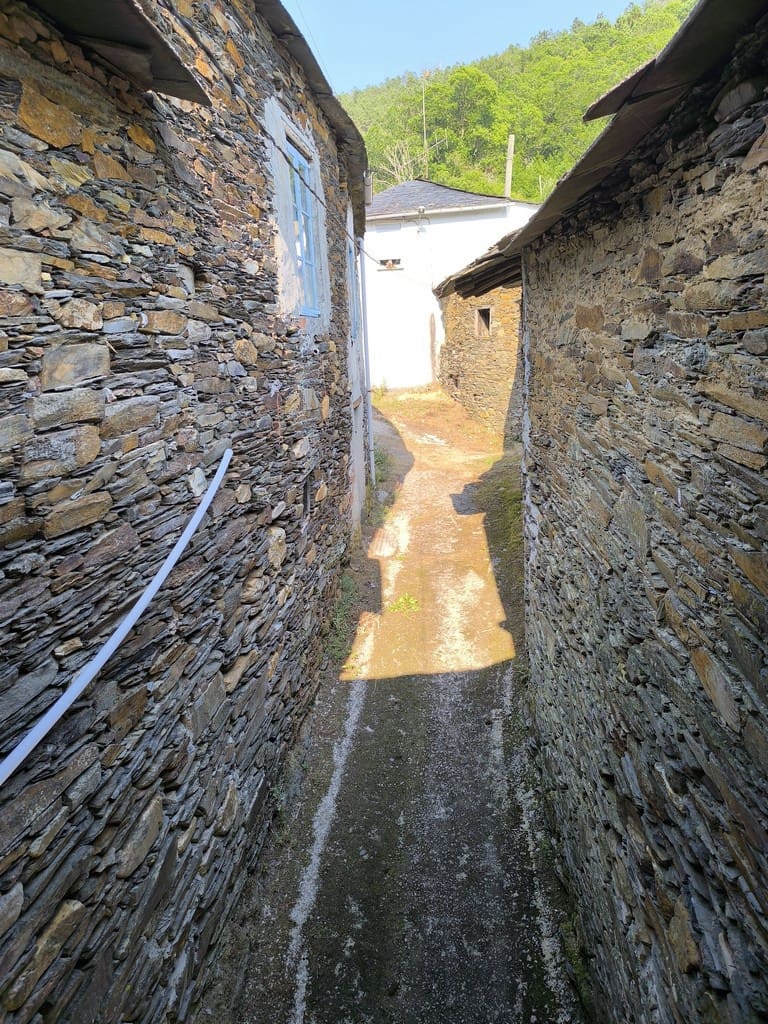 4 camera da letto Finca/Casa di Campagna in vendita in A Pobra de Brollon - 39.000 € (Rif: 9382013)