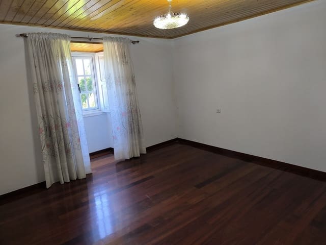 3 slaapkamer Finca/Landhuis te koop in Pantón met garage - € 58.000 (Ref: 9389846)