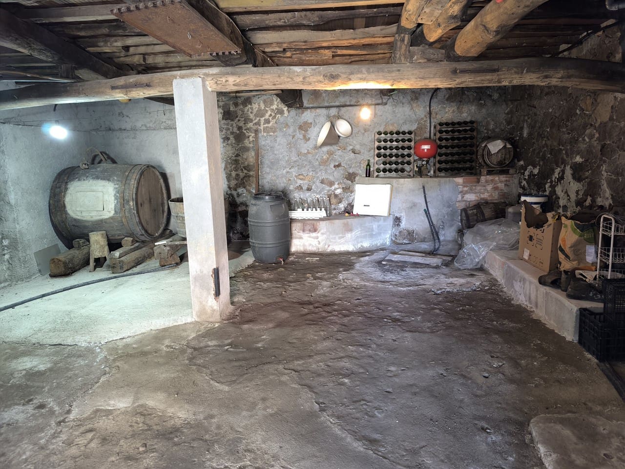 3 sovrum Finca/Hus på landet till salu i Panton med garage - 58 000 € (Ref: 9389846)