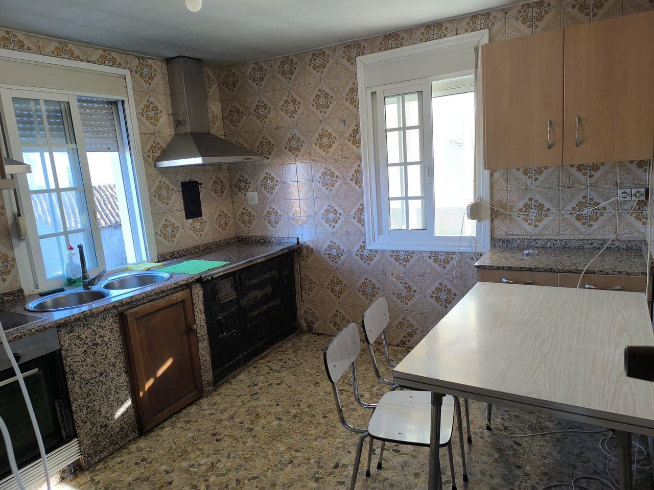 3 sovrum Finca/Hus på landet till salu i Monforte de Lemos med garage - 158 000 € (Ref: 9426760)