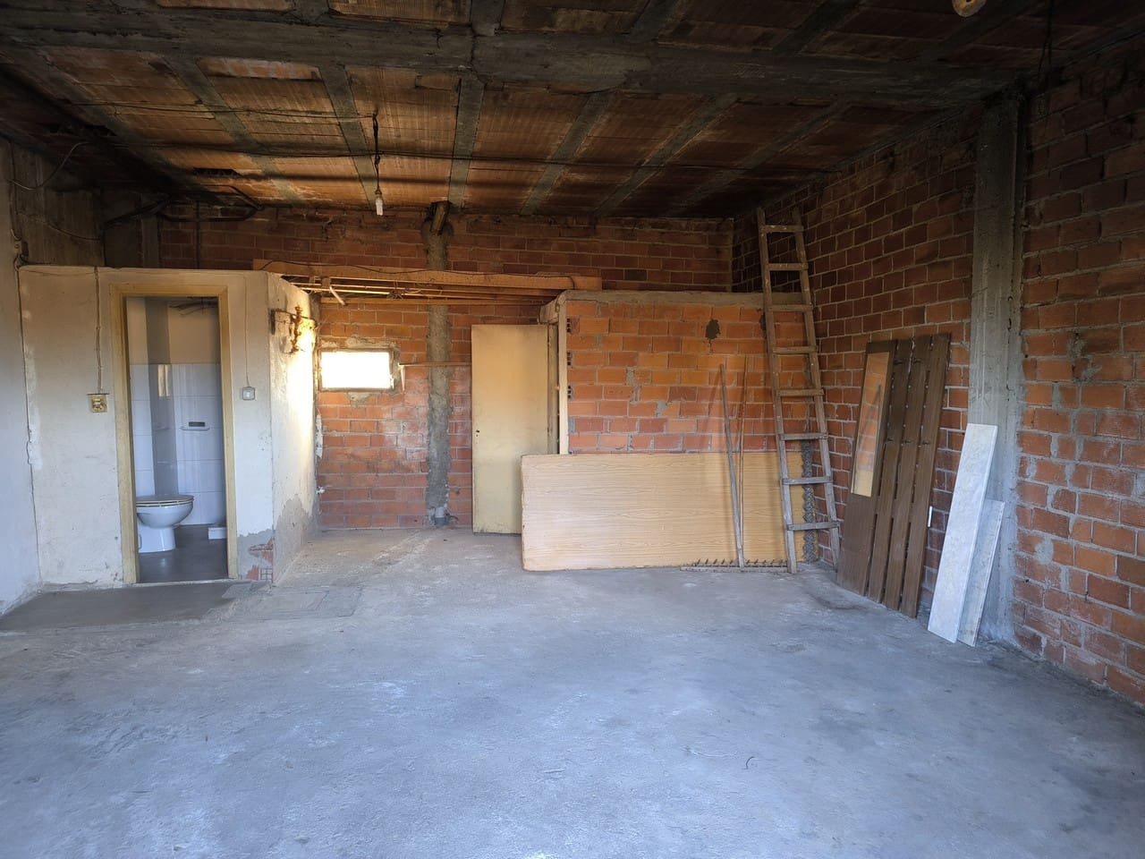 3 sovrum Finca/Hus på landet till salu i Monforte de Lemos med garage - 158 000 € (Ref: 9426760)