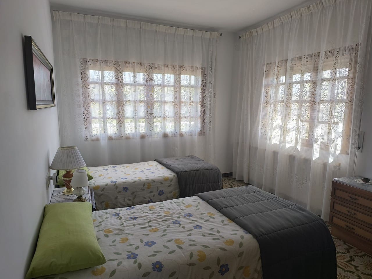 2 slaapkamer Finca/Landhuis te koop in Monforte de Lemos met garage - € 180.000 (Ref: 9438930)
