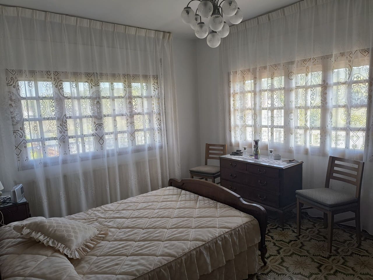 2 slaapkamer Finca/Landhuis te koop in Monforte de Lemos met garage - € 180.000 (Ref: 9438930)