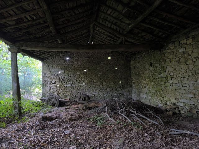 Finca/Landhuis te koop in Chantada - € 45.000 (Ref: 9496544)