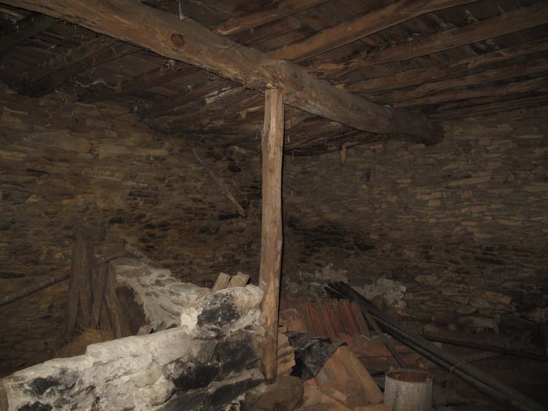 2 soveværelse Finca/Landehus til salg i Taboada med garage - € 34.000 (Ref: 9532797)