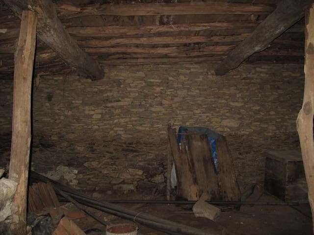 2 soveværelse Finca/Landehus til salg i Taboada med garage - € 34.000 (Ref: 9532797)